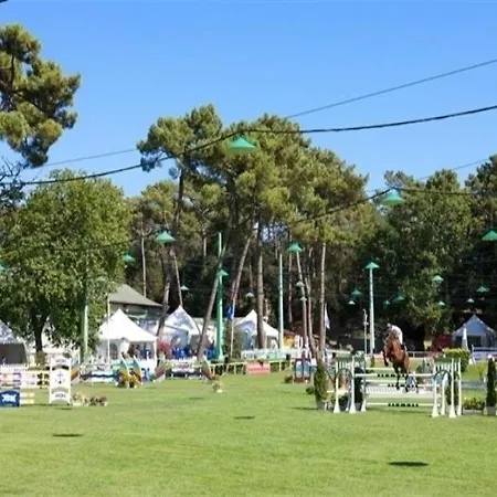 5 Min A Pied De La Plage Du Platin